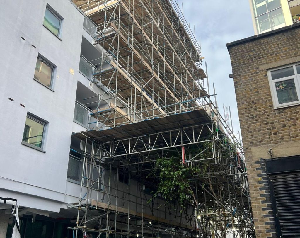 Scaffolding - by APD Scaffolding